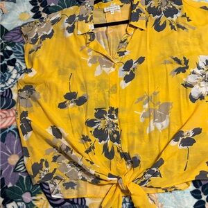 Blousology Yellow Floral Tie-Front Blouse